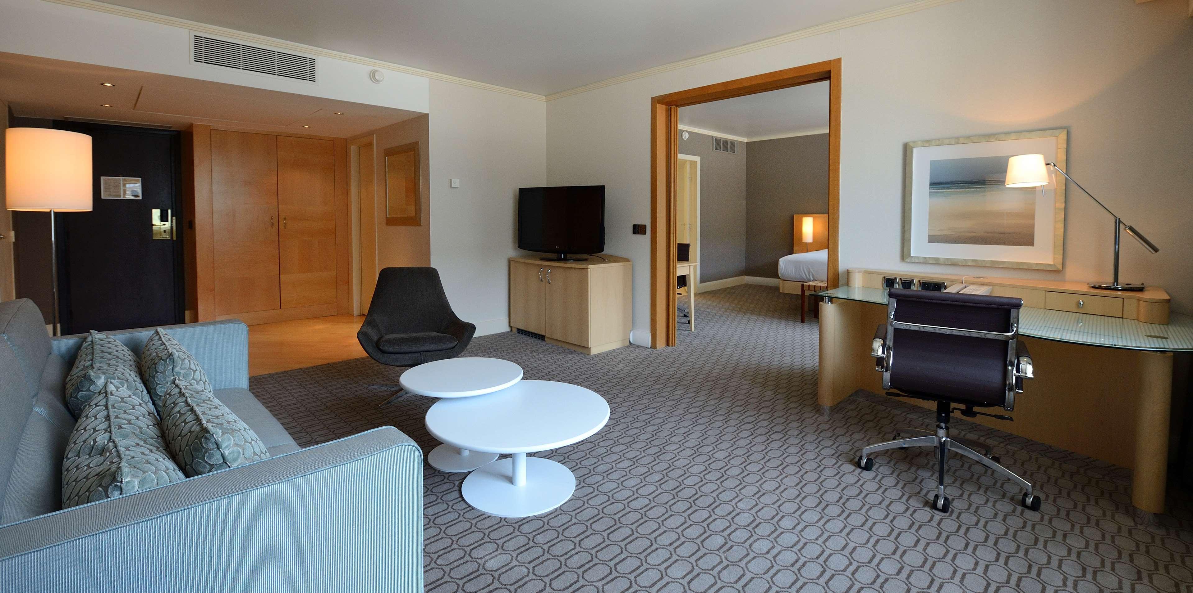 Hilton Paris La Defense Hotel Puteaux Room photo